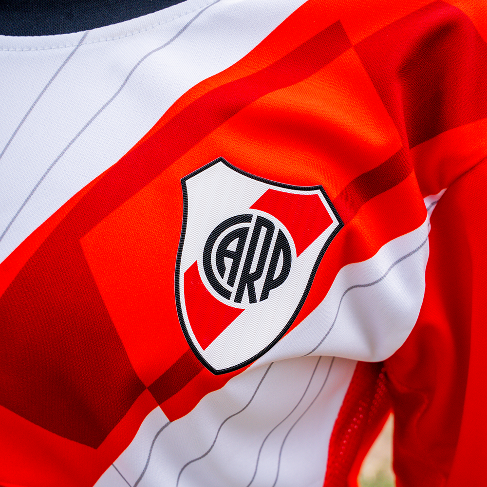 Remera de Entrenamiento Millonario Niño RIVER | LICENCIA CLUBES®