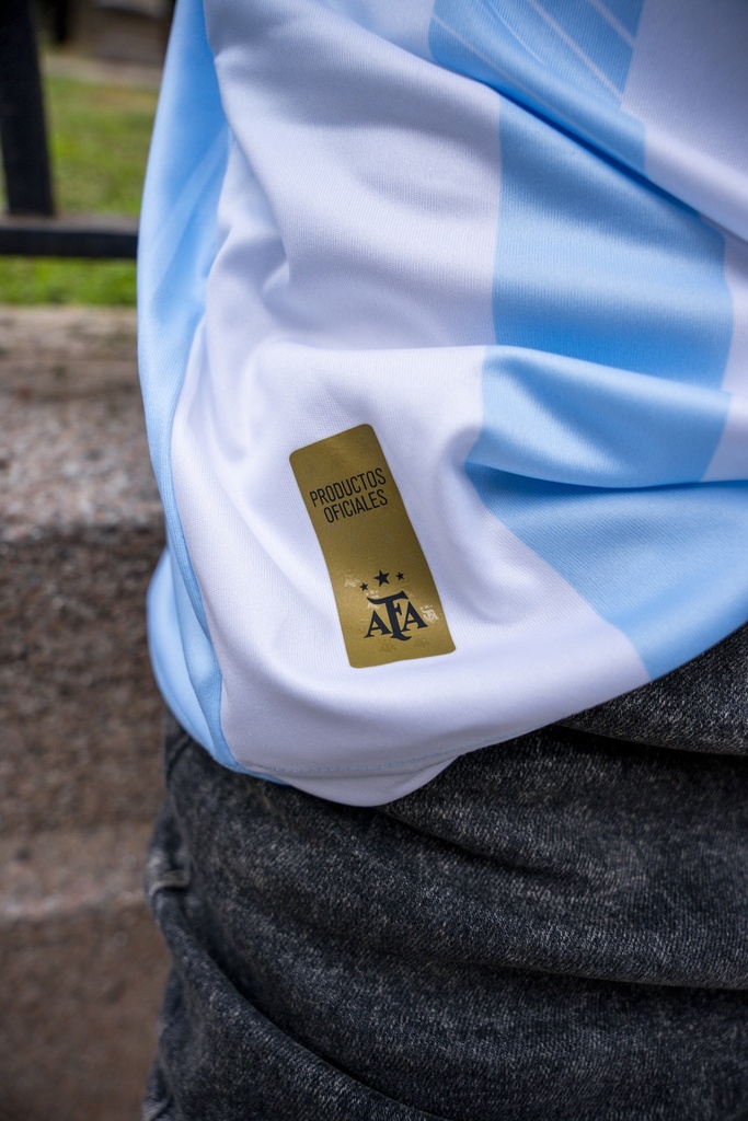 Remera de Entrenamiento Estadios 24 AFA | LICENCIA CLUBES®